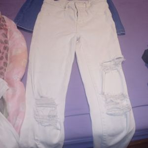 White American Eagle Jeans